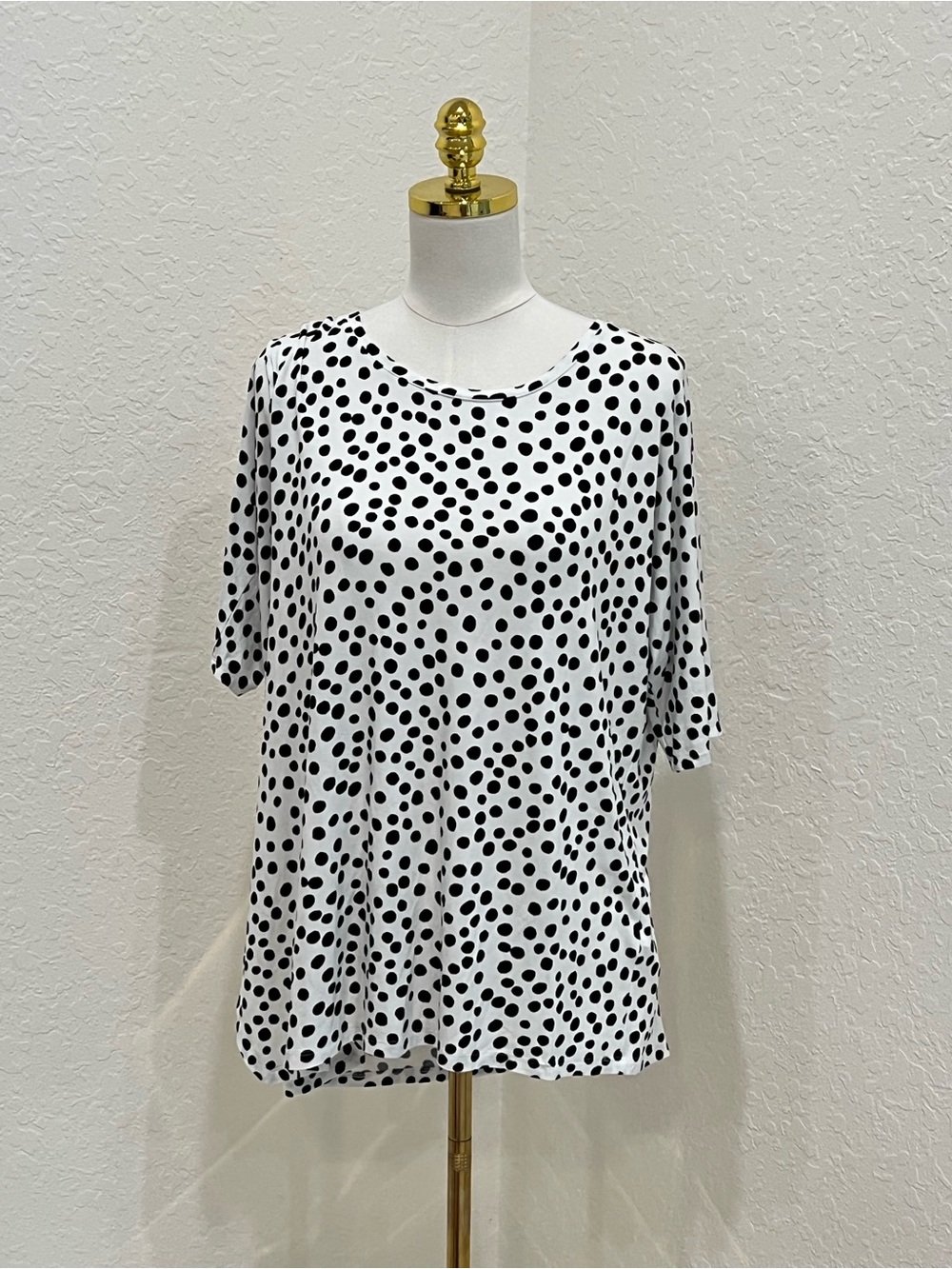 Chico's Black and White Polka Dot Short Sleeve Tee